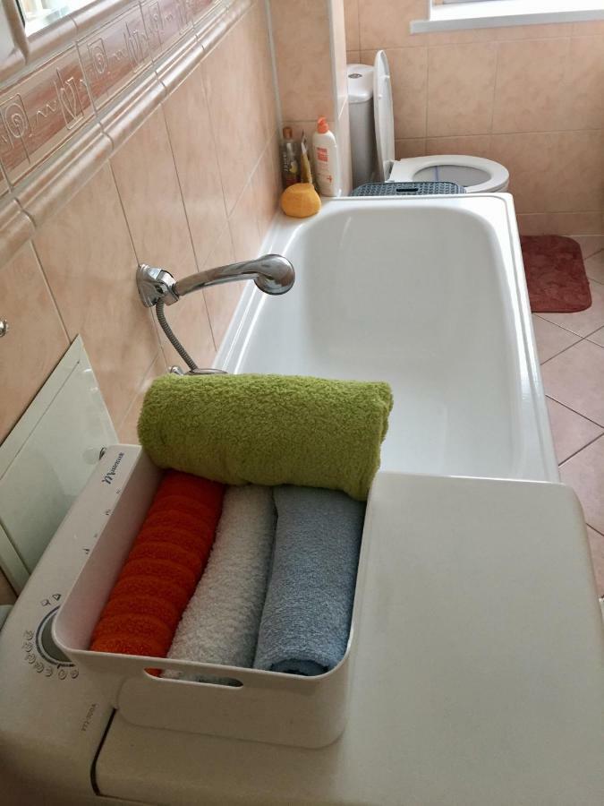 Apartament Joanna Parter Blisko Onkologii I Strefy Ekonomicznej Gliwice Buitenkant foto